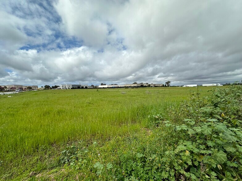 More Photos Of 755 La Guardia St, Salinas Land For Sale