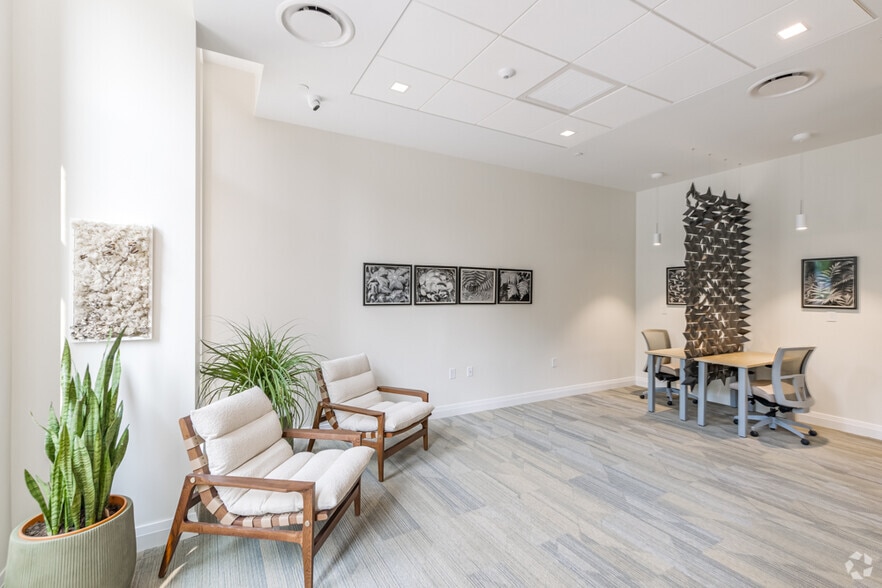 More Photos Of 4 W North Ave, Pittsburgh Apartments For Lease