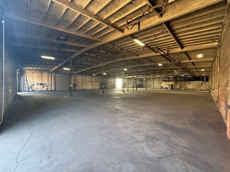 More Photos Of 1201 W Jon St, Torrance Service For Lease