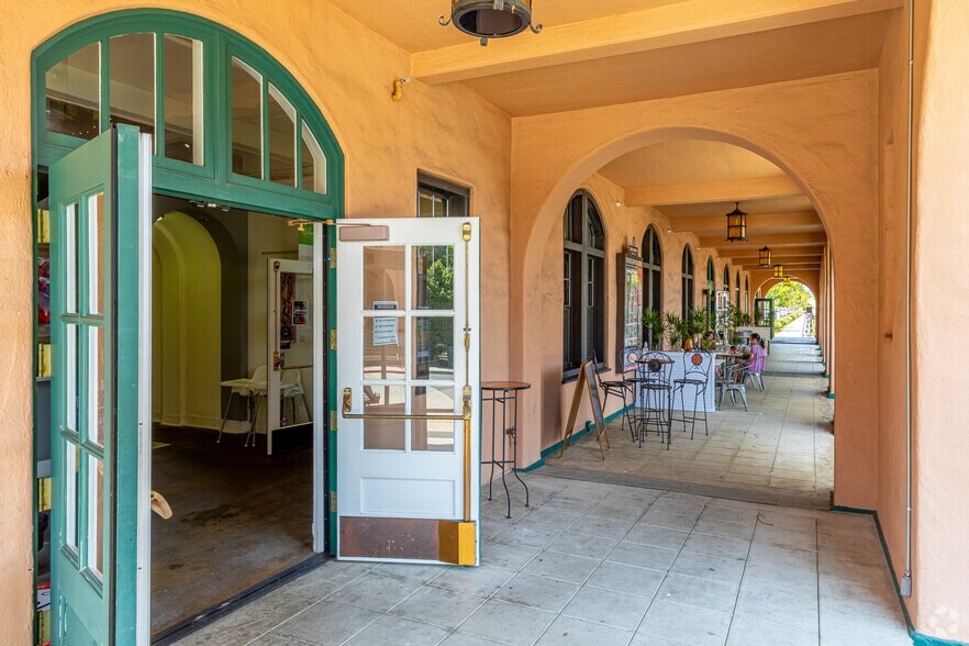 More Photos Of 2820 Historic Decatur Rd, San Diego Unknown For Lease