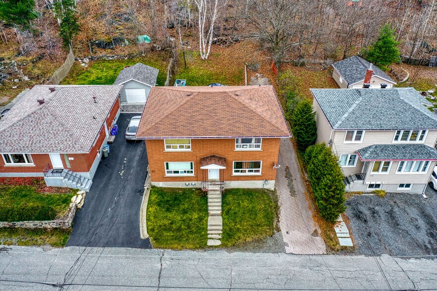 More Photos Of 372 Marshall Ln, Sudbury Apartments For Sale