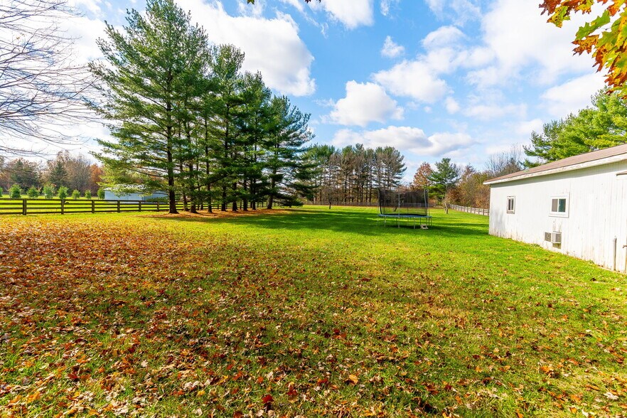 More Photos Of 10937 Johnstown Rd, New Albany Land For Sale