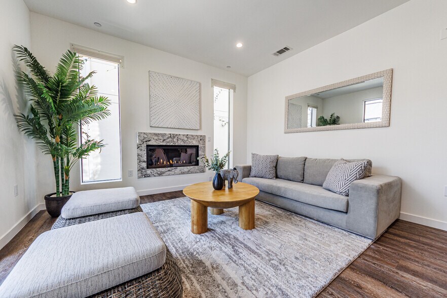 More Photos Of 11254 Mississippi Ave, Los Angeles Multifamily For Sale