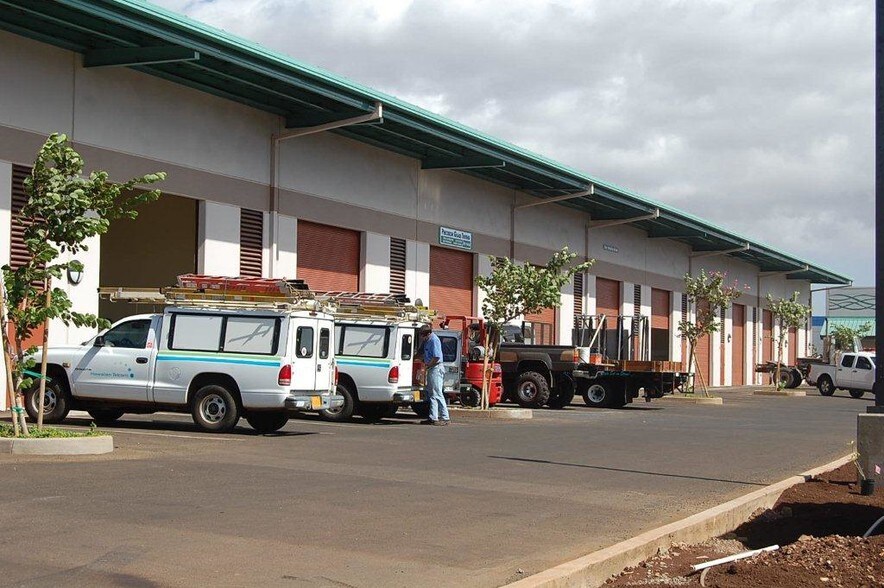 More Photos Of 340 Ohukai Rd, Kihei Warehouse For Lease