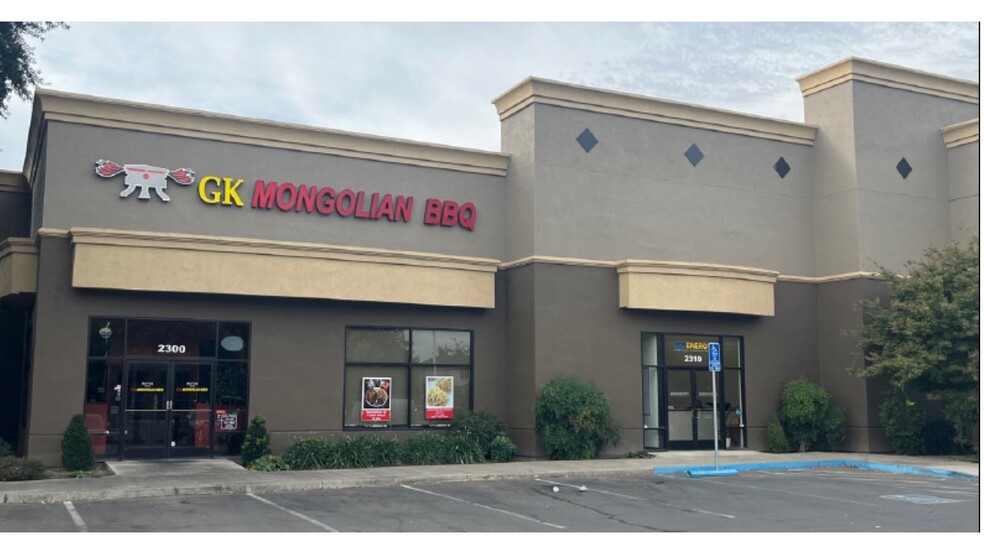 Primary Photo Of 2300-2340 W Monte Vista Ave, Turlock General Retail For Lease