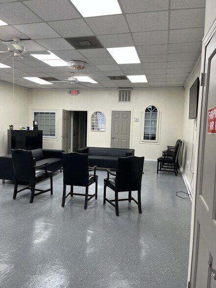 More Photos Of 6978 Main St, Lithonia Storefront Retail Office For Sale