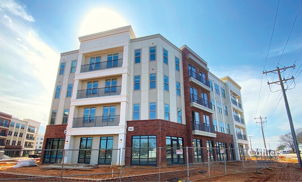 More Photos Of 500 Congaree Rd, Greenville Apartments For Lease