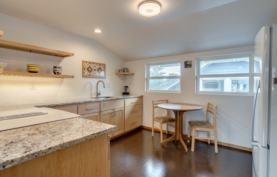 More Photos Of 1614 N Church St, Portland Apartments For Sale