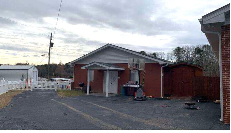Primary Photo Of 28 Transom ln, Wiley Religious Facility For Sale