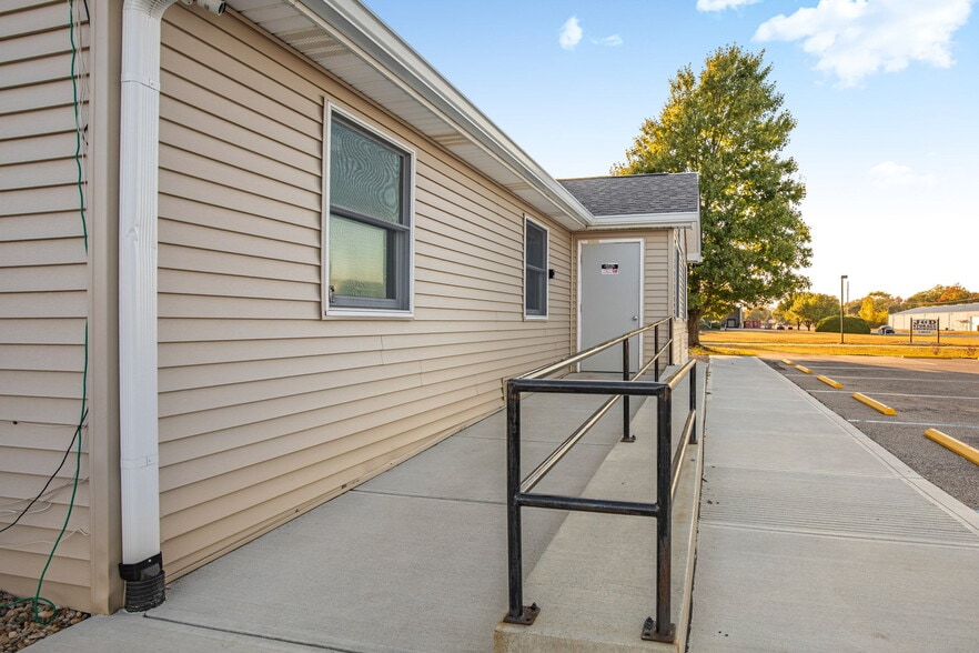 More Photos Of 925 Hendricks Dr, Lebanon Daycare Center For Sale