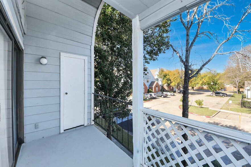 More Photos Of , Houston Multifamily For Sale