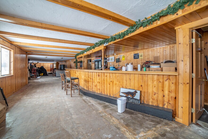 More Photos Of 16082 S Antler Inn Rd, Wascott Restaurant For Sale