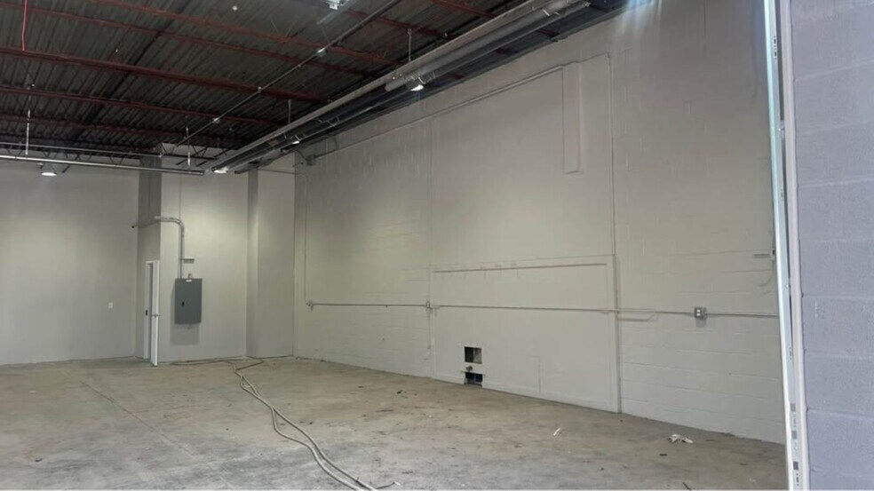 More Photos Of 6287 Lear Nagle Rd, North Ridgeville Warehouse For Lease