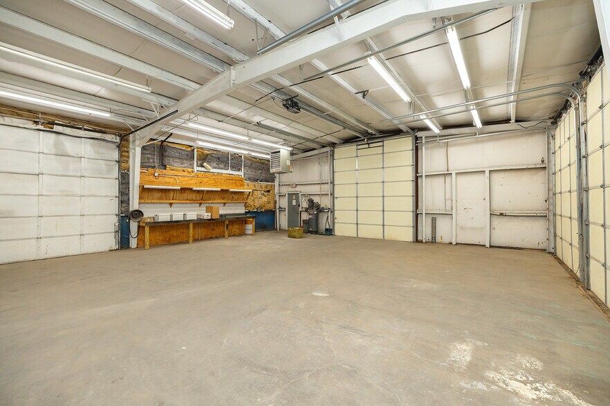 More Photos Of 130 E 10th Ave, South Hutchinson Industrial For Sale