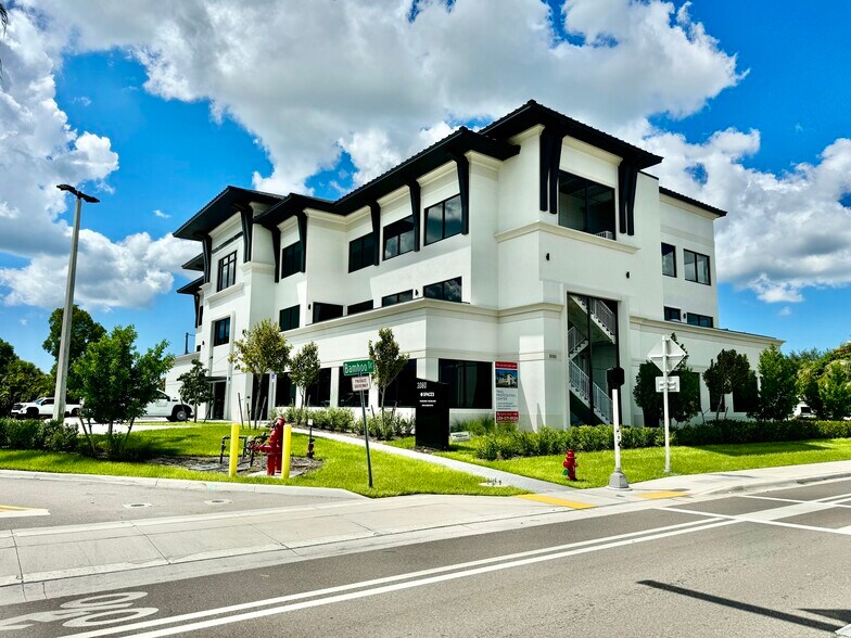 More Photos Of 3080 Tamiami Trl E, Naples Office For Sale