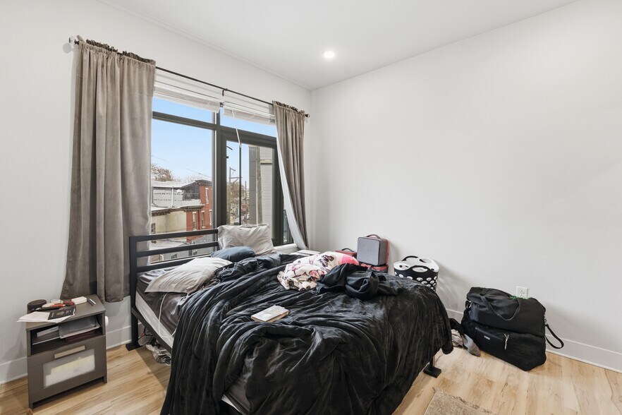 More Photos Of 2440 Kensington Ave, Philadelphia Apartments For Sale