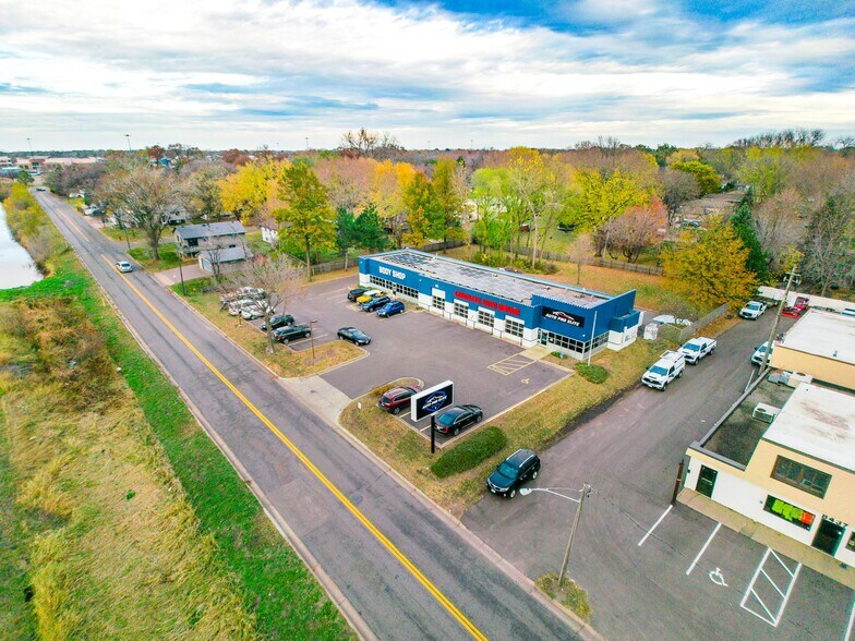 More Photos Of 8443 University Ave NE, Spring Lake Park Auto Repair For Sale