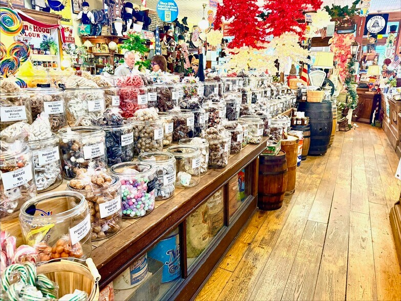 More Photos Of 219 MO-21, Caledonia Storefront Retail Residential For Sale