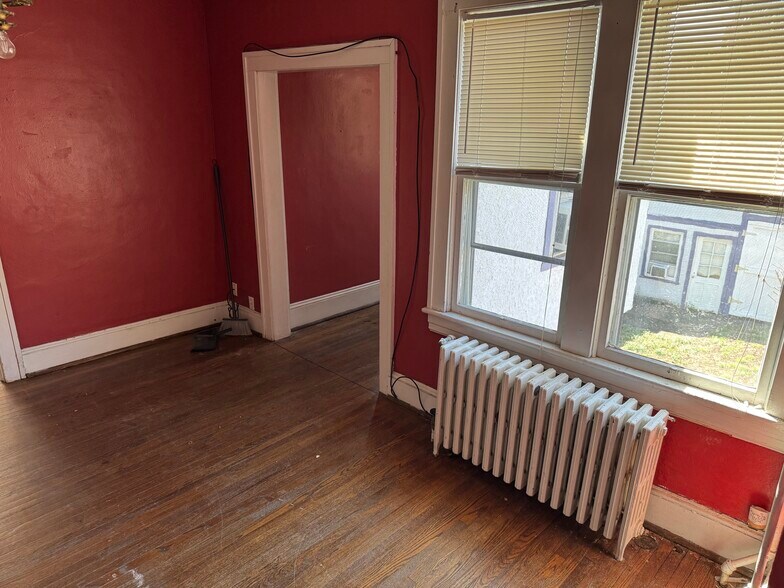 More Photos Of 917 1st St SW, Roanoke Multifamily For Sale