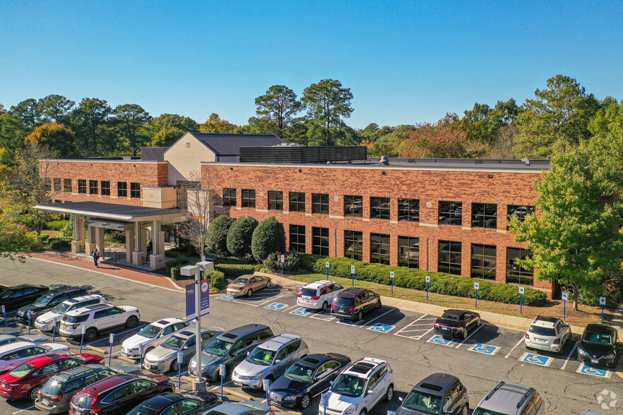 Primary Photo Of 5899 Bremo Rd, Richmond Medical For Lease