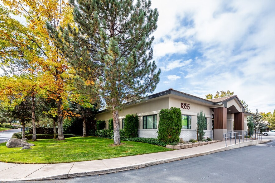 More Photos Of 1865-1895 Plumas St, Reno Unknown For Lease