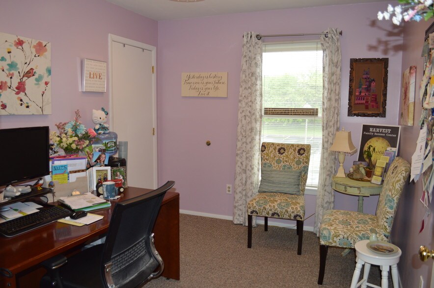 More Photos Of 85-89 Park Ave, Flemington Medical For Sale