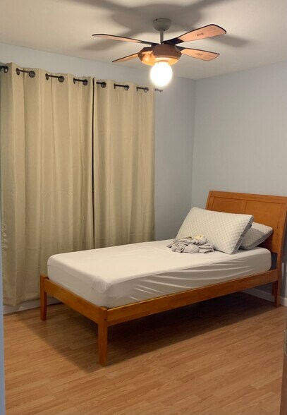 More Photos Of 7951 Hwy 35, Bigfork Restaurant For Sale