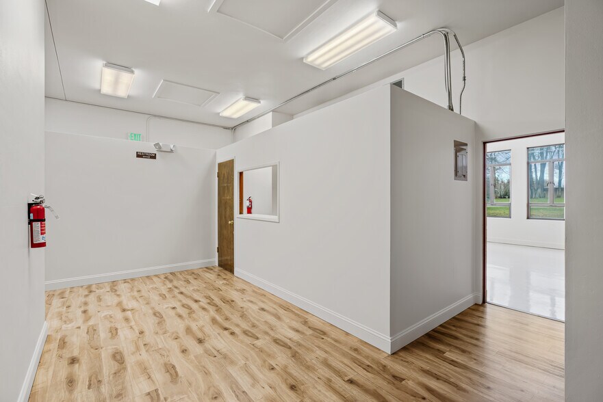 More Photos Of 1201 N B St, Ellensburg Specialty For Lease