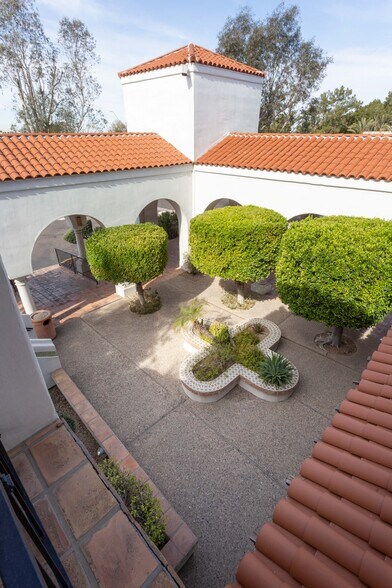 More Photos Of 1825-1845 E Northern Ave, Phoenix Office For Lease