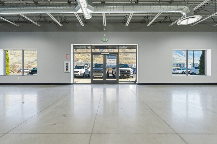More Photos Of 3500 S Mountain Vista Pky, Provo Industrial For Lease