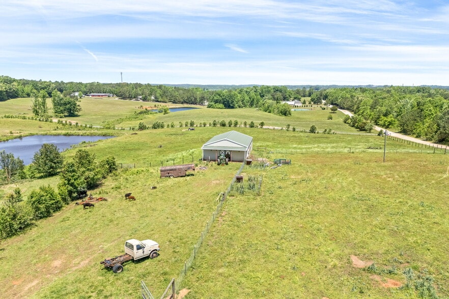 More Photos Of 1049 County Road 539, Valley Flex For Sale