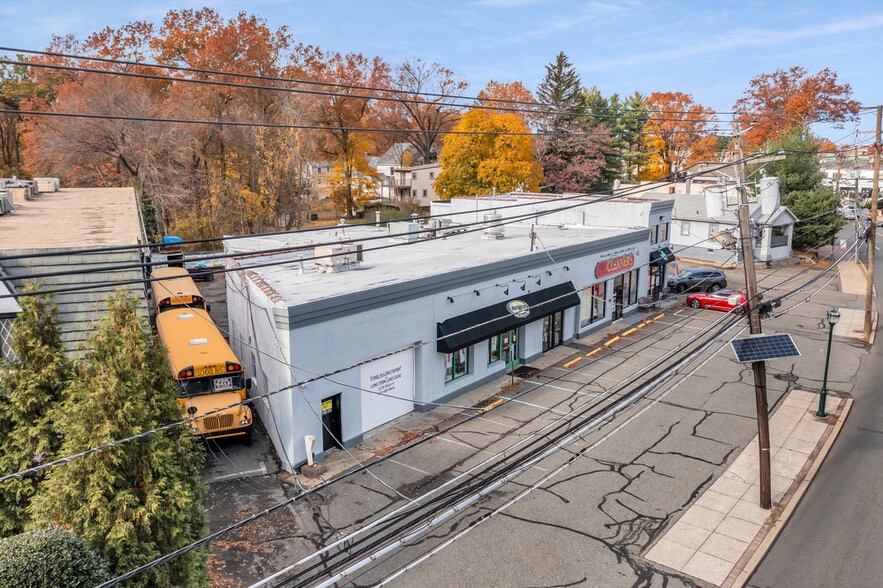 More Photos Of 142 S Livingston Ave, Livingston Unknown For Lease