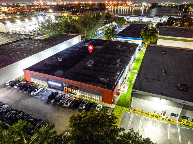 More Photos Of 1360 NW 88th Ave, Doral Bar For Sale