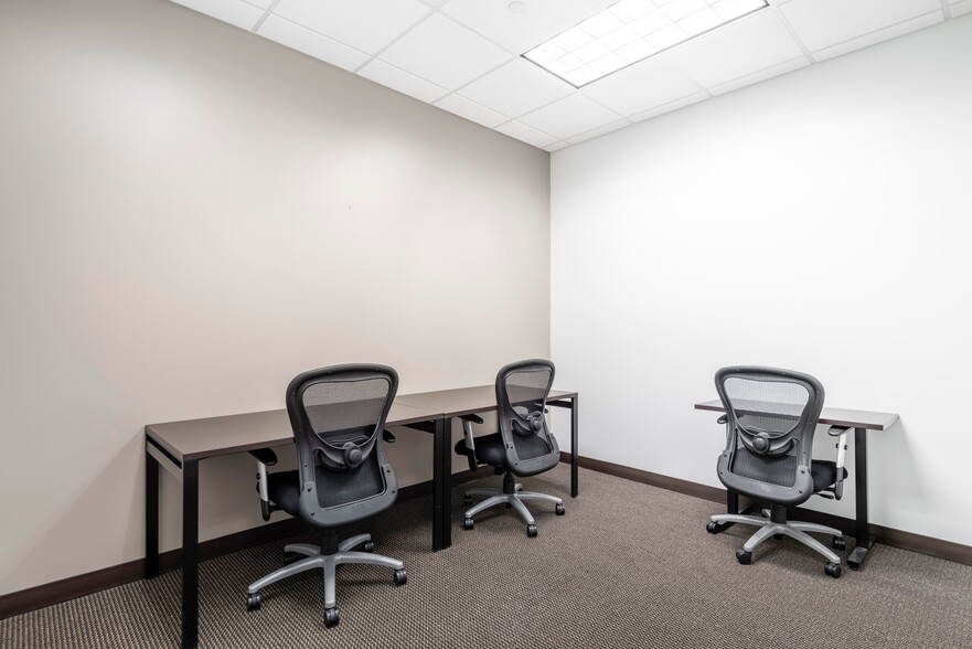 More Photos Of 15 N Main St, West Hartford Coworking Space