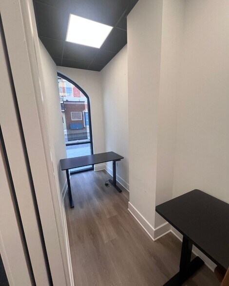 More Photos Of 160-164 N 2nd St, Philadelphia Apartments For Lease