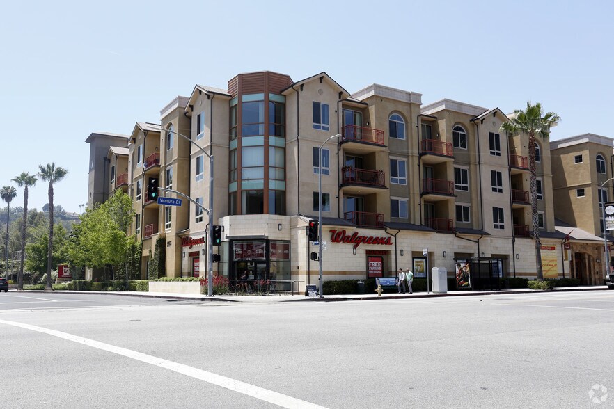 More Photos Of 16110 Ventura Blvd, Encino Apartments For Lease