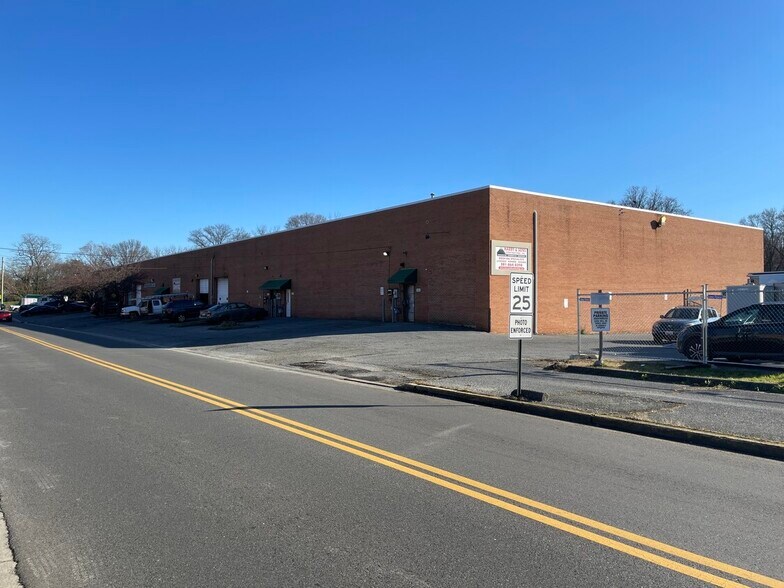 3411 Windom Rd, Brentwood, MD 20722 Industrial For Lease