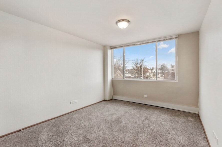 More Photos Of 3575 N Oakland Ave, Shorewood Apartments For Sale