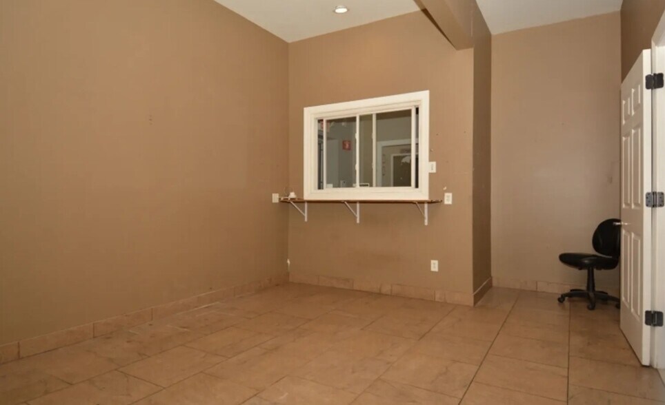 More Photos Of 90 Tyler Pl, South Plainfield Warehouse For Sale