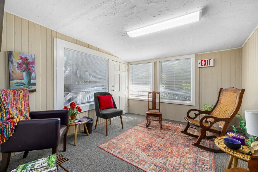 More Photos Of 77 Saragossa St, Saint Augustine Office For Sale