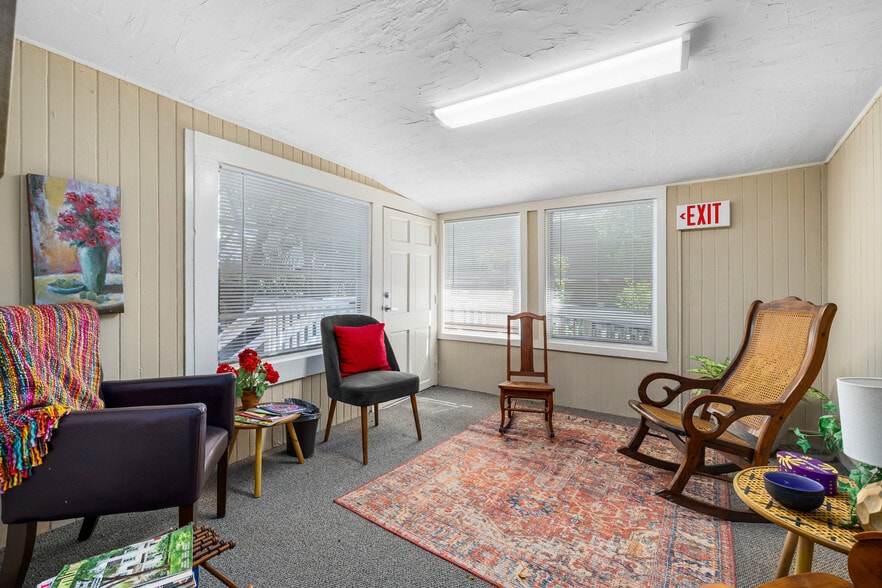 More Photos Of 77 Saragossa St, Saint Augustine Office For Sale