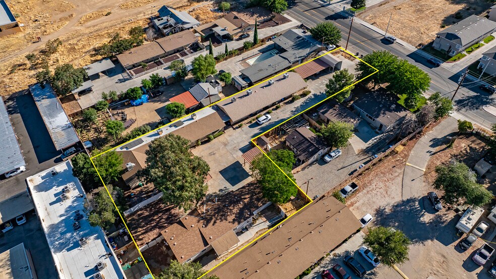 More Photos Of 38110 10th St E, Palmdale Apartments For Sale