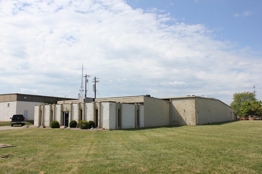 Primary Photo Of 2060 Waycross Rd, Forest Park Warehouse For Sale
