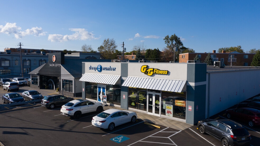Primary Photo Of 27879 Chagrin Blvd, Woodmere Freestanding For Lease