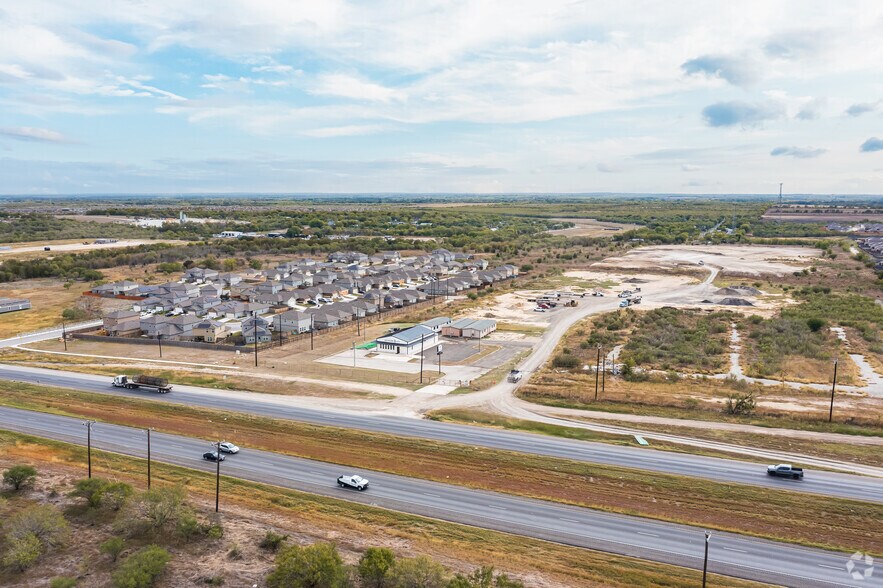 More Photos Of 12980 W US Highway 90, San Antonio Freestanding For Sale
