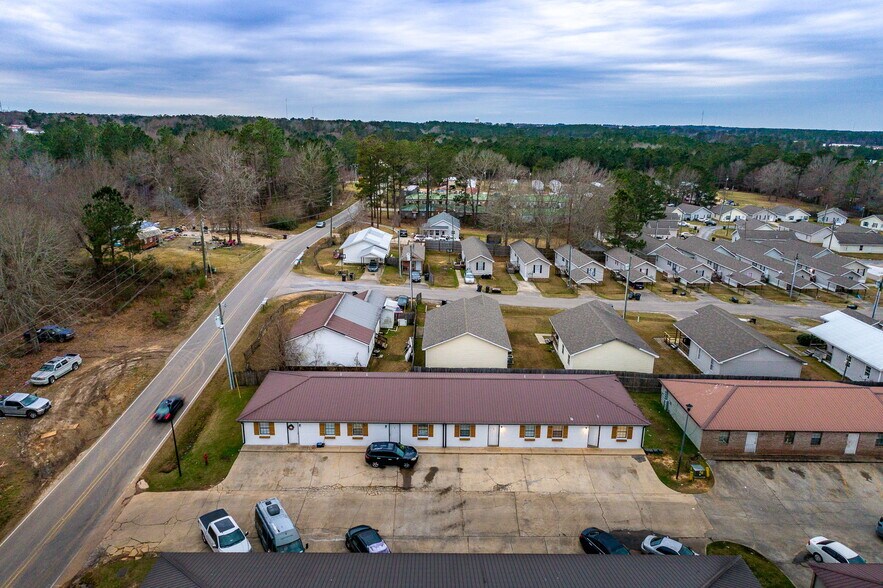 More Photos Of 239 Hartfield Rd, Hattiesburg Apartments For Sale