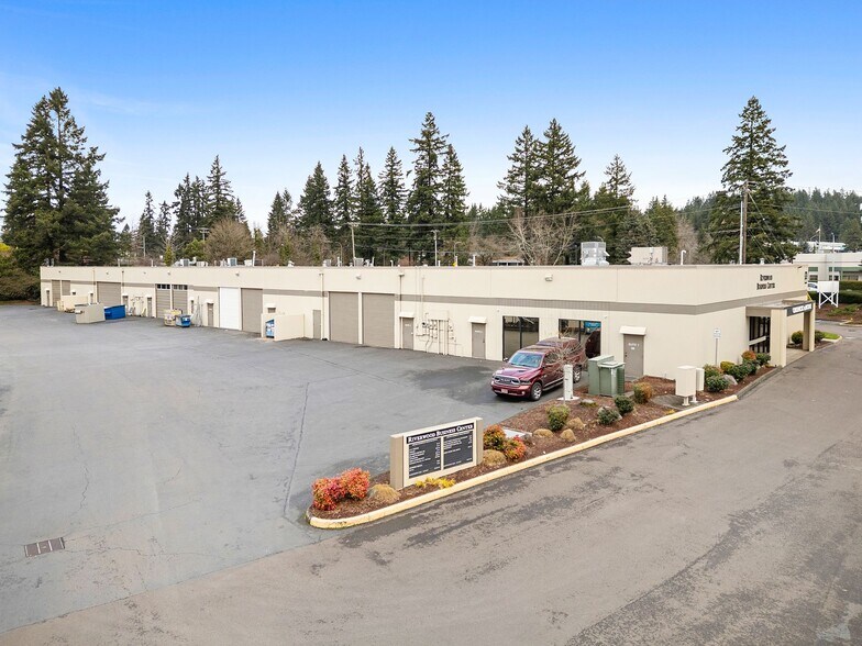 More Photos Of 9325-9425 SW Commerce Cir, Wilsonville Light Manufacturing For Lease