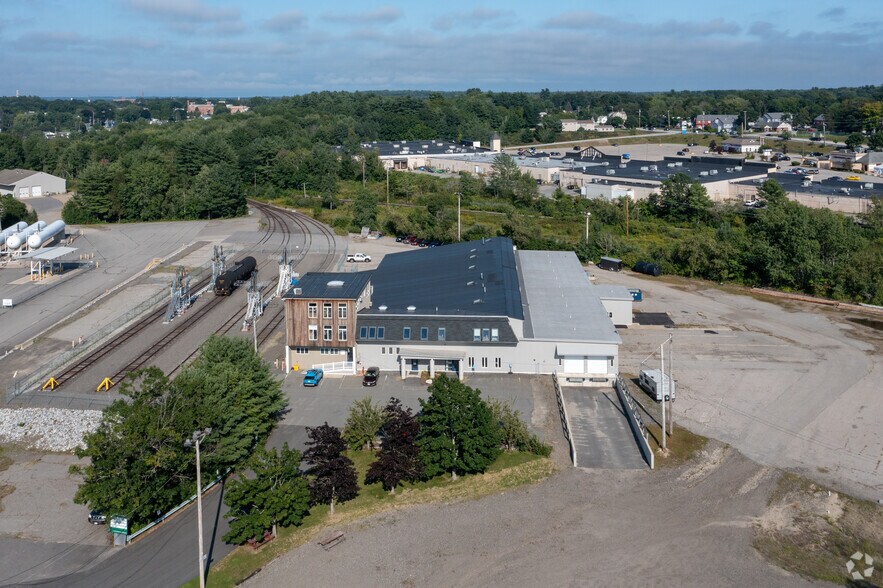 More Photos Of 20-26 Pomerleau St, Biddeford Railroad Yard For Lease