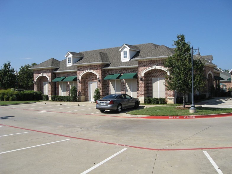More Photos Of 6211 Colleyville Blvd, Colleyville Unknown For Lease
