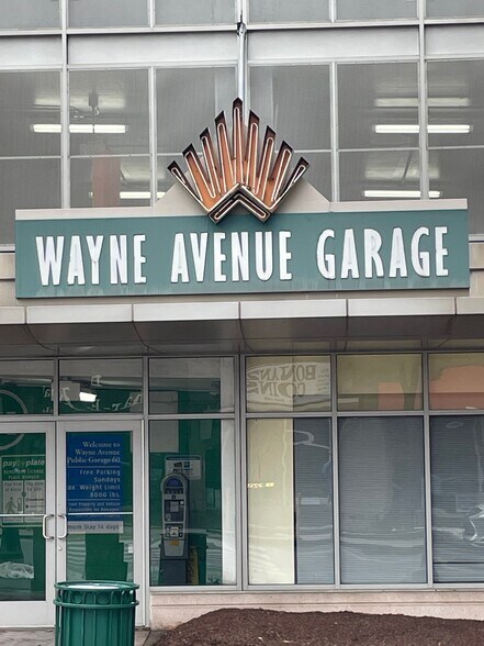 More Photos Of 938 Wayne Ave, Silver Spring Freestanding For Lease